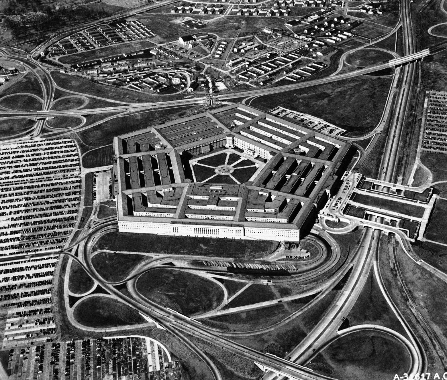 1943: The Pentagon